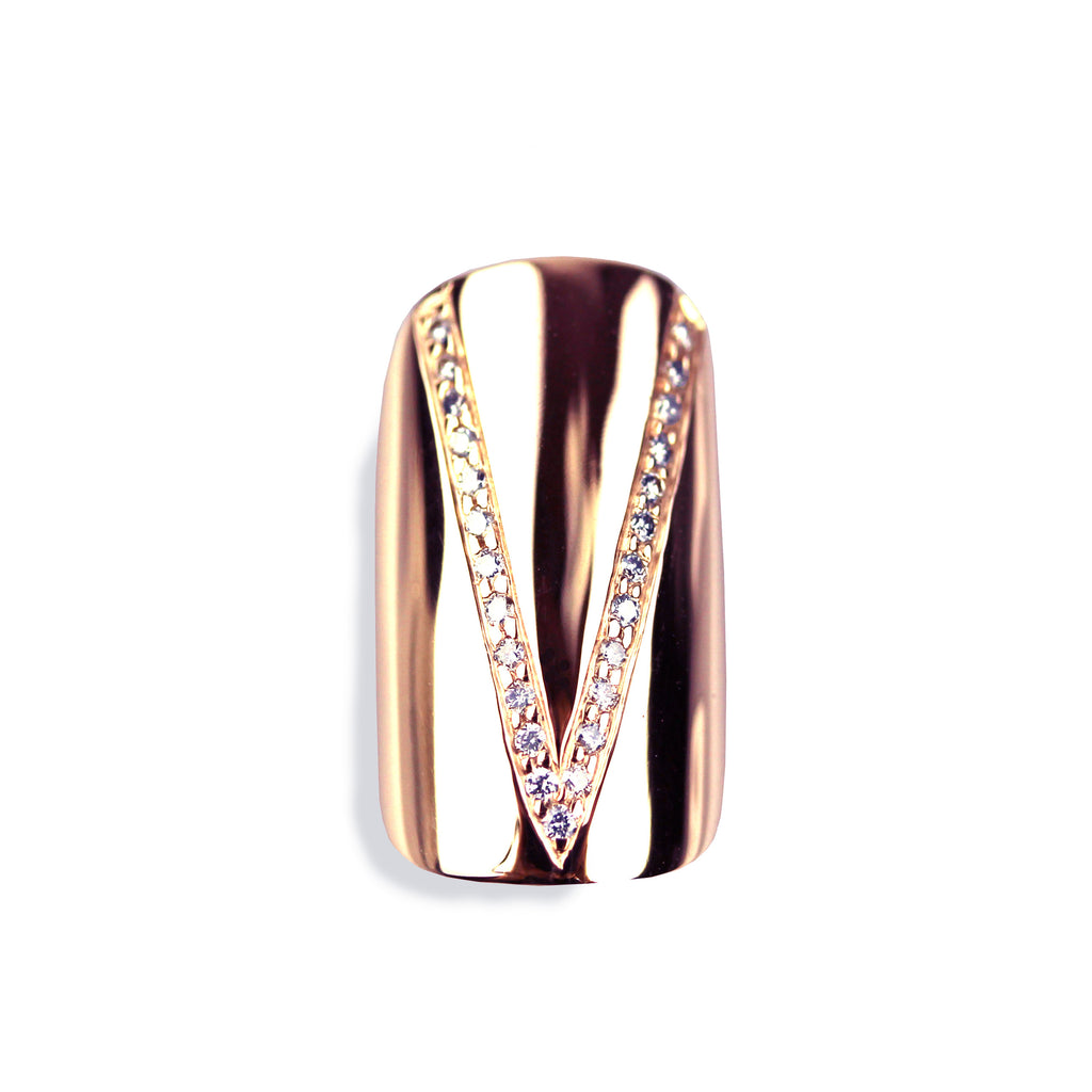 Vera Round Diamond Rose Gold Nail