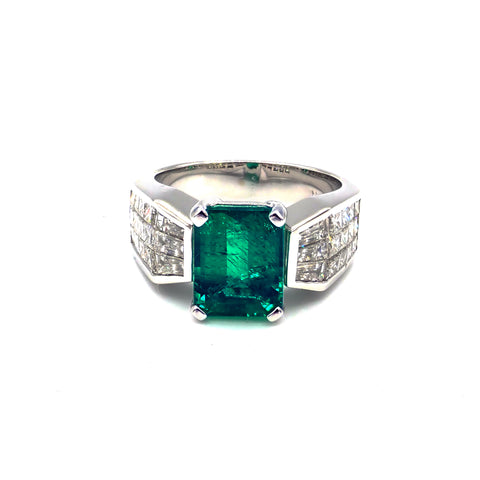 3CT Natural Colombian Emerald and 2 CT Diamonds 18KT White Gold Ring
